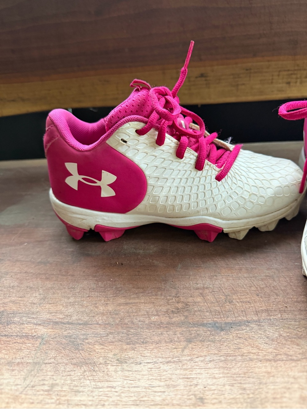 Under armour girls softball cleats